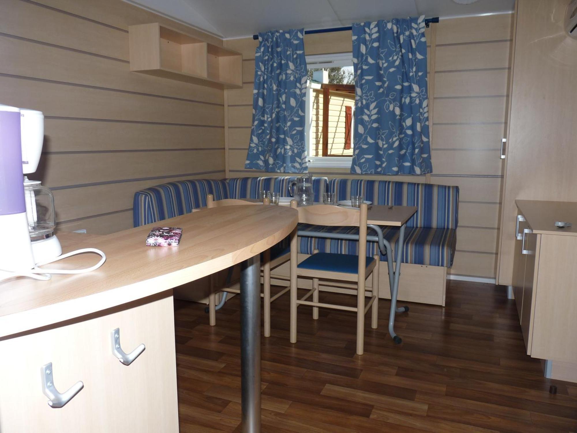 Camping Mobile Home U Sole Marinu Patrimonio Chambre photo
